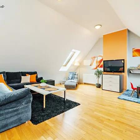 Karmel Blisko Stoku Narciarskiego Karpatka, Z Balkonem I Kominkiem Appartamento