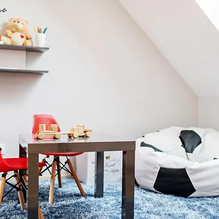 Apartament Karmel Blisko Stoku Narciarskiego Karpatka, Z Balkonem I Kominkiem